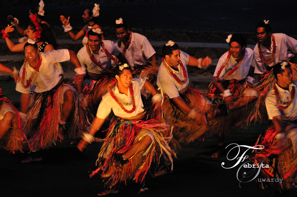 Polynesian Culture Centre Show: Horizon